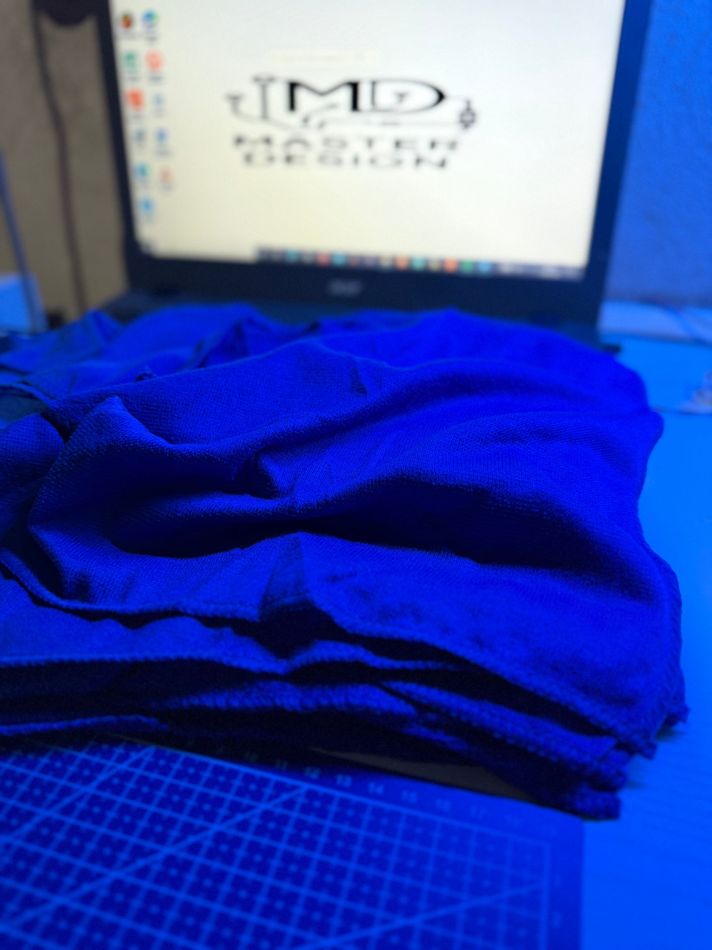 Panno in Microfibra Ultra-Soft – Cura Professionale per il Tuo Motorino